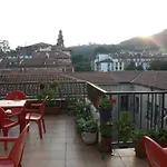 게스트하우스 Akelarre Ostatua 3*