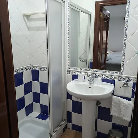 Akelarre Ostatua Pensión 2*