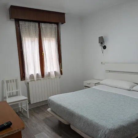 Konukevi Akelarre Ostatua Guernica y Luno