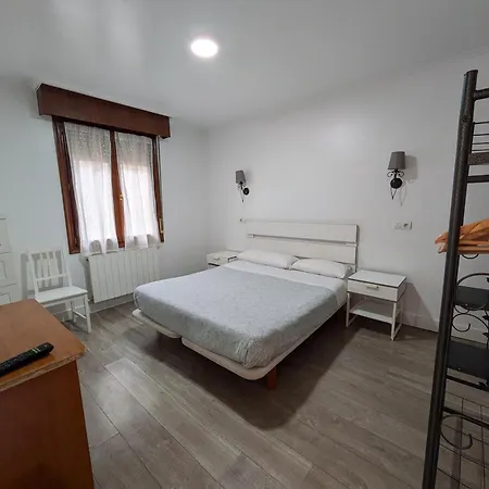 Akelarre Ostatua 2*